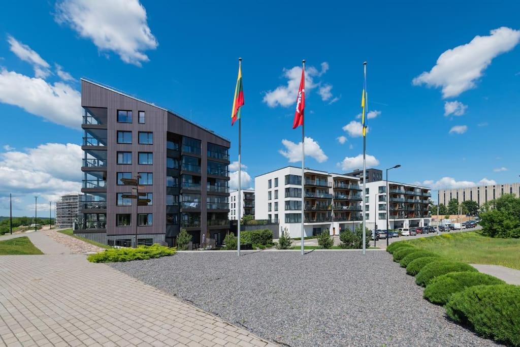 Bright Kaunas Apartment With Castle View Buitenkant foto